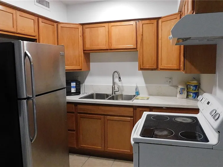 565 S Royal Crest Cir #13 — Photo 9
