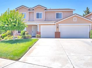 15240 River Rock Dr, Fontana, CA 92336