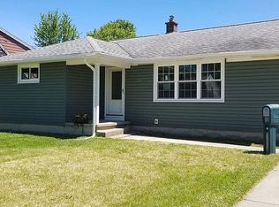 233 Belmont Ct E, North Tonawanda, NY 14120