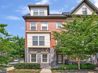 1717 13th Rd S, Arlington, VA 22204