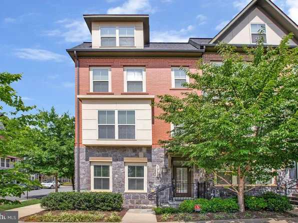 1717 13th Rd S, Arlington, VA 22204