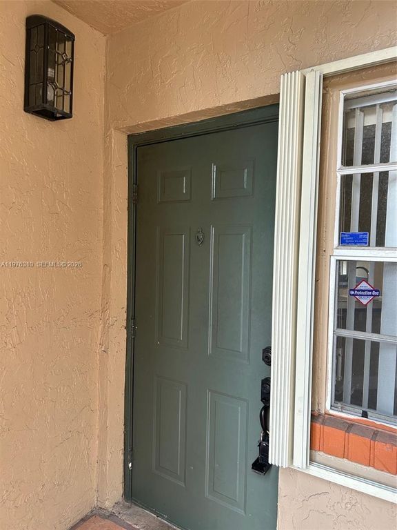 301 SW 86th Ave APT 102, Hollywood, FL - View 4