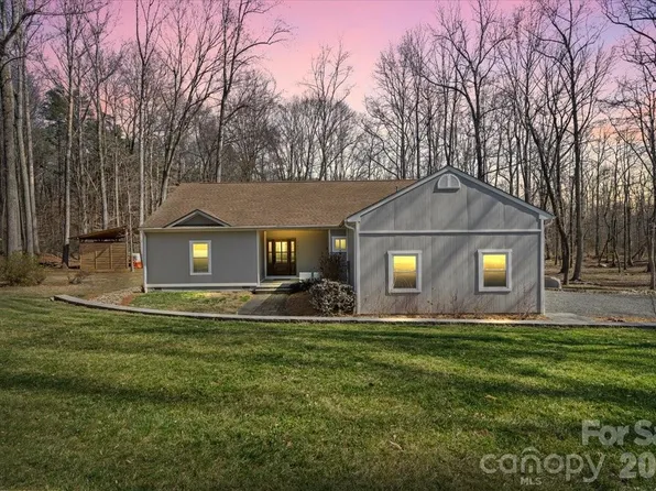 7812 Denbur Dr, Charlotte, NC 28215