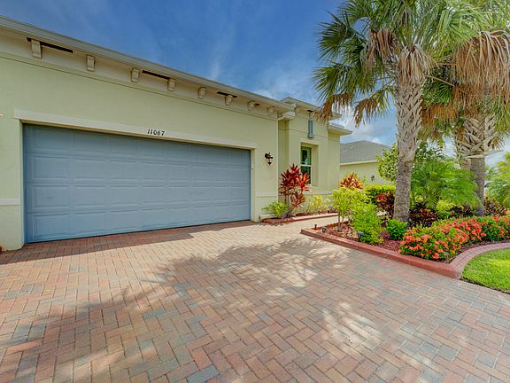 2nd image of 11067 SW Winding Lakes Circle
