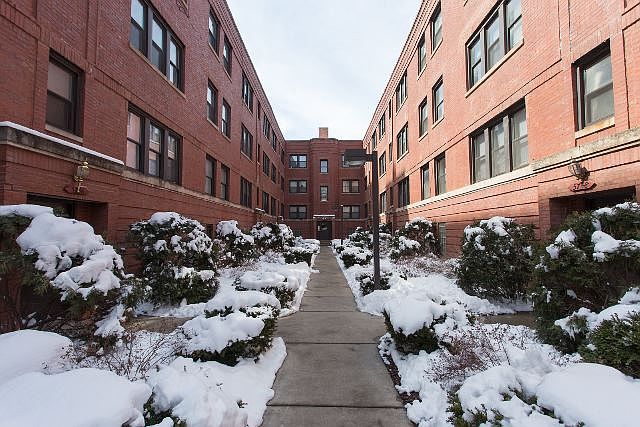 1st image of 5742 N Winthrop Ave Unit 803