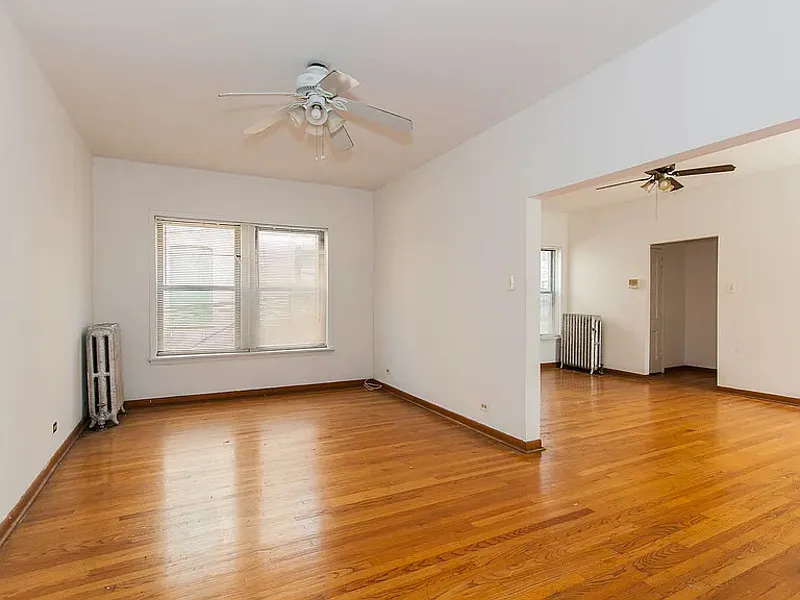1 bed, 1.0 bath, 900 sqft, $1,931 — Photo 2
