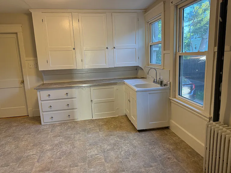 163 Bridge St #1 — Photo 8