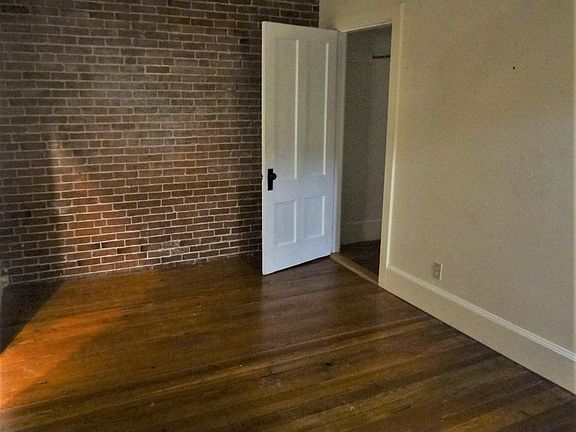 5th image of 239 Main St #202