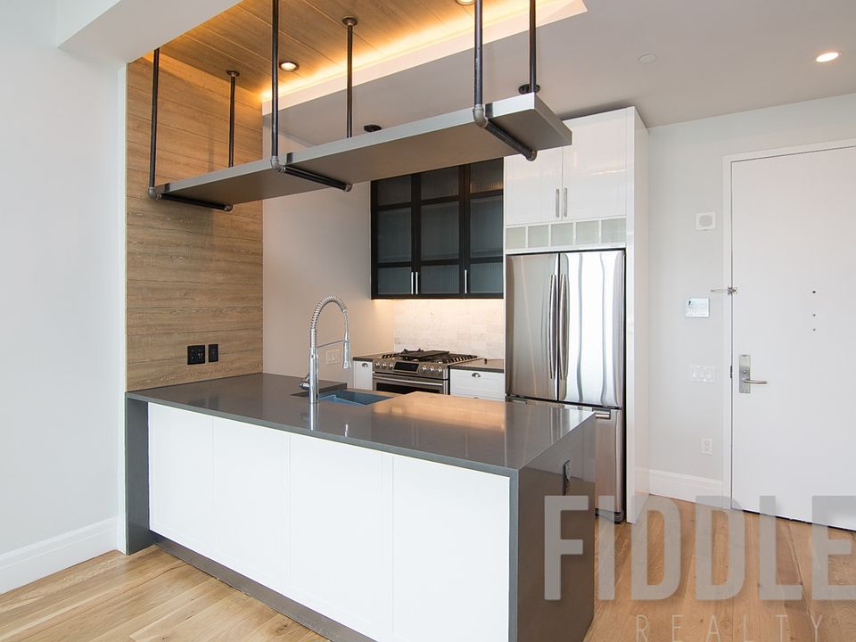 1st image of 4441 Purves St APT 2103