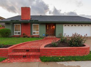 2514 S Deegan Dr, Santa Ana, CA 92704