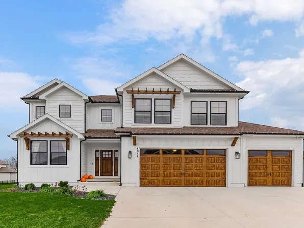 1817 SW Sage Canyon Rd, Lees Summit, MO 64082