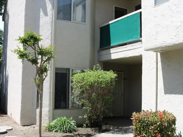 999 Porter Ave APT 13, Stockton, CA 95207
