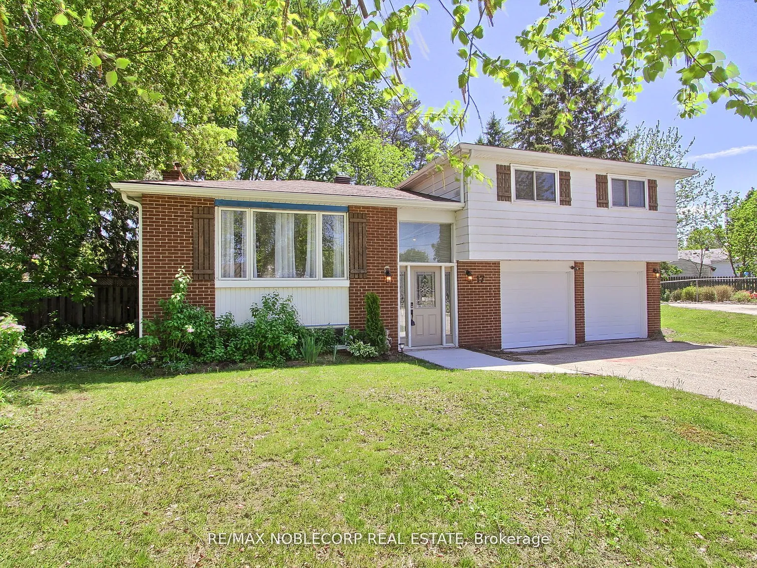 3 bed, $2,850 — Photo 4