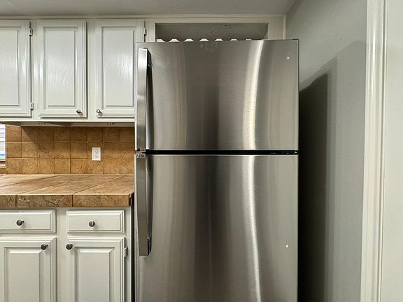 5th image of 19710 River Brook Ct
