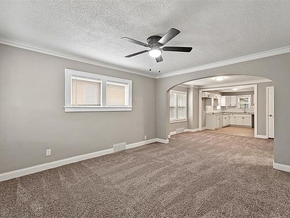 4th image of 2206 Drury Ave