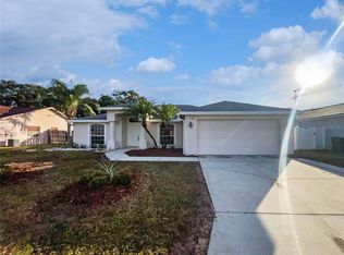 7010 Summit Cir, Winter Haven, FL 33884