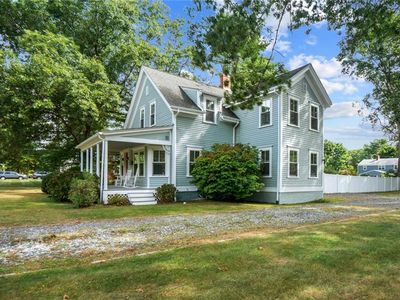 303 New Meadow Rd, Barrington, RI, 02806