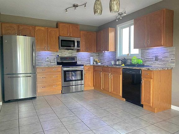 3rd image of 4173 Anthony Ct