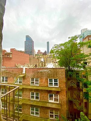 Rented by Bond New York | media 8