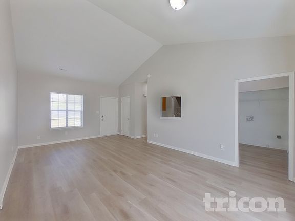 3rd image of 8608 Quarry Rd