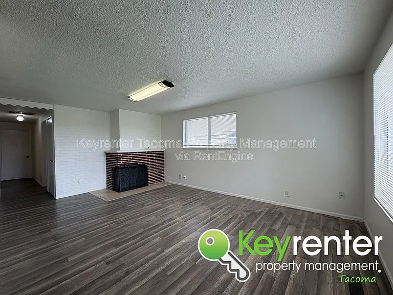 1021 S Orchard St — Photo 13