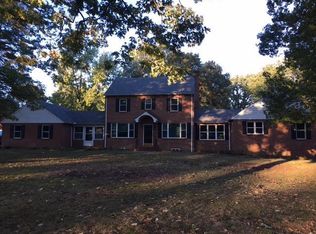 5811 Hunt Club Rd, Elkridge, MD 21075