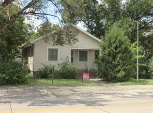 324 W 8th St, Hays, KS 67601