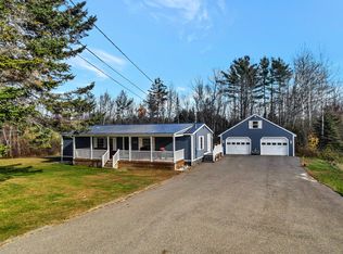 302 Middle Rd, Oakland, ME 04963