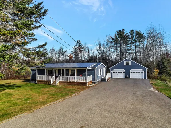 302 Middle Road, Oakland, ME 04963