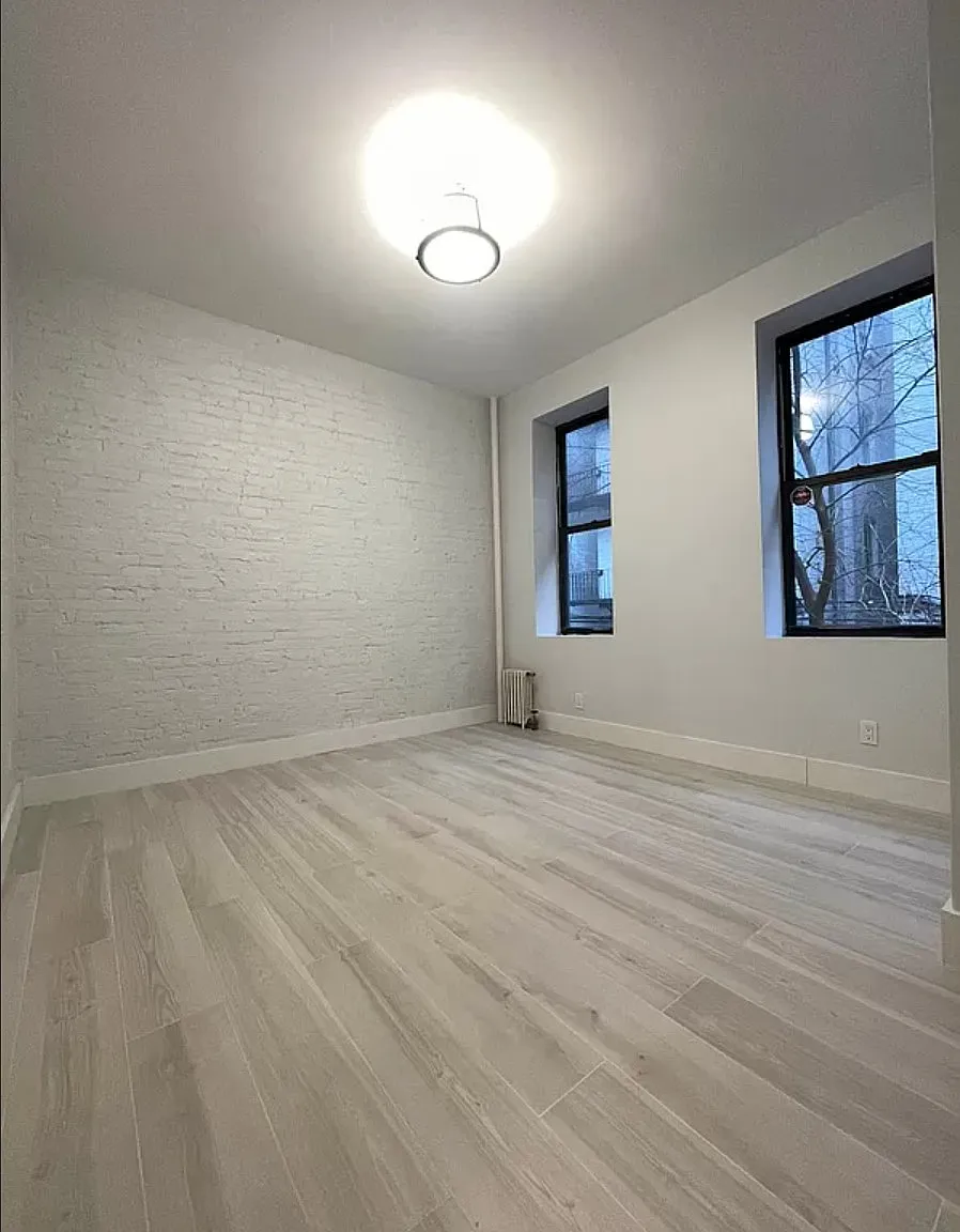309 East 91st Street — Photo 4