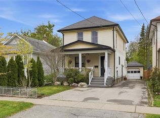 21 Berryman Ave, Saint Catharines, ON L2R 3W8