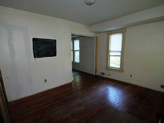 Front Entry Room