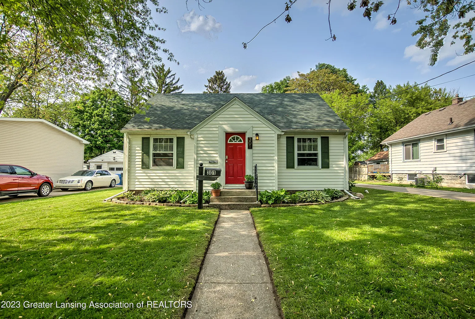 301 Paris Ave photo 1
