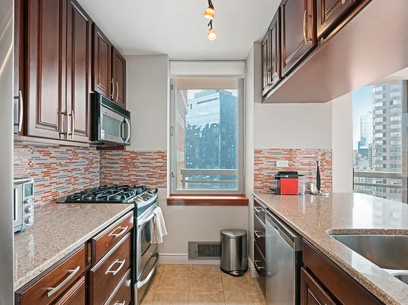 500 West 43rd Street 21-B image 3 of 12