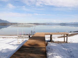 2751 Lakeshore Dr, Sagle, ID 83860