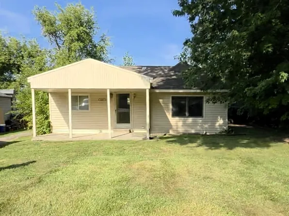 38491 Albert Blvd, Clinton Township, MI 48036