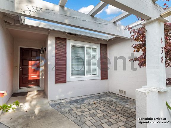 3rd image of 438 Juniper Ct