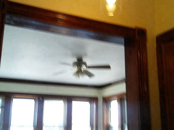 5th image of 5441 N Sawyer Ave #1