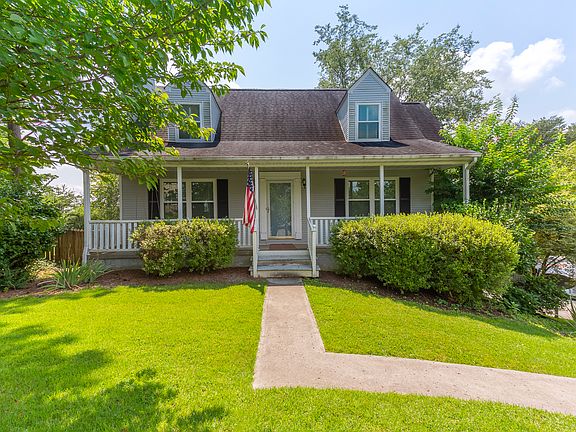 2nd image of 1220 Folkstone Pl
