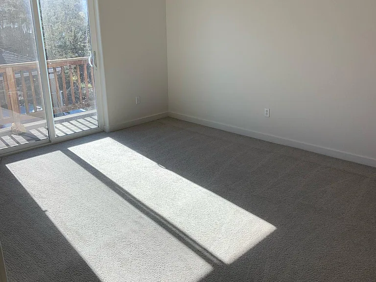 1719 NE Lotus Dr #1 — Photo 13
