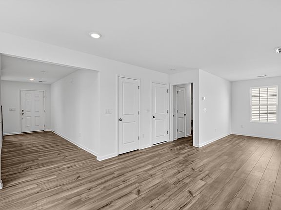 Heron Pointe Dickenson 6