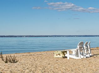 15 Ridge Rd, Glen Cove, NY 11542