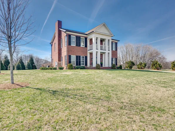 1172 Saddle Springs Dr, Thompsons Station, TN 37179