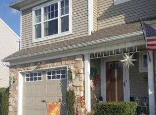 250 Millstone Dr, Mountville, PA 17554