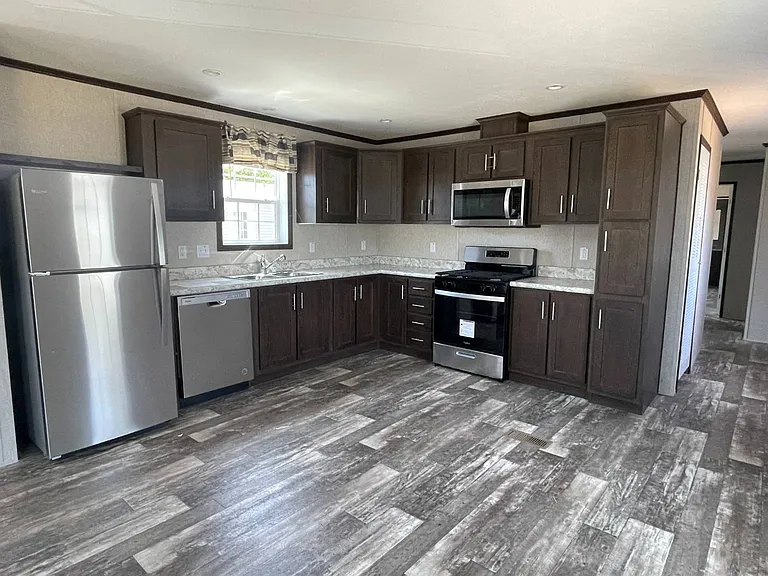 1946 Wyoming Ave #203 — Photo 2