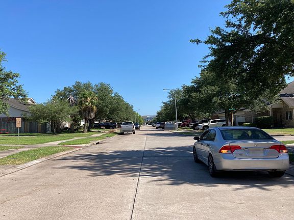 4th image of 1831 Mickle Creek Dr
