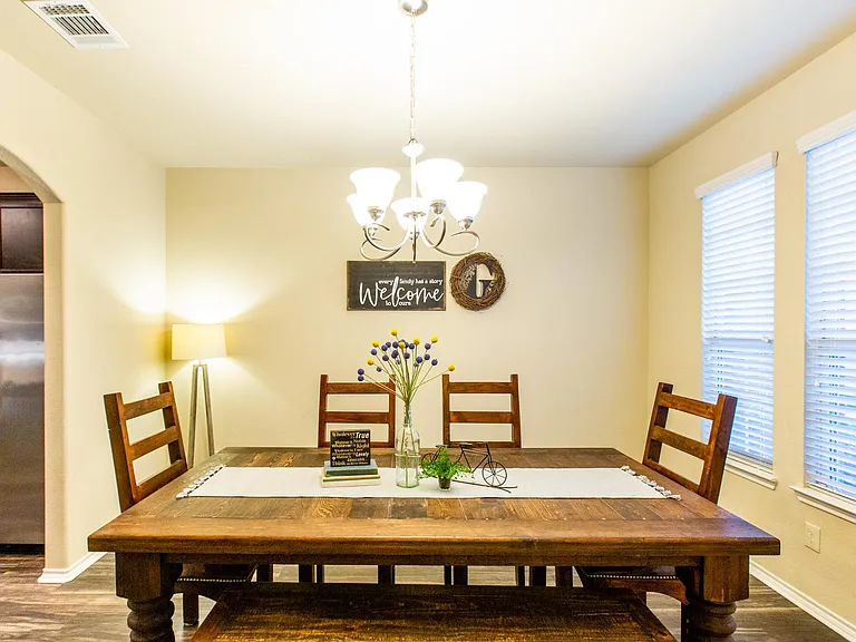 1324 Red River Dr — Photo 16