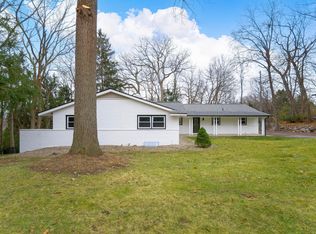 1315 Lone Pine Rd, Bloomfield Hills, MI 48302