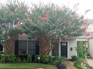 6815 Anglebluff Cir, Dallas, TX 75248