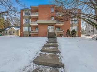 401 Erb St W #301, Waterloo, ON N2L 1W7